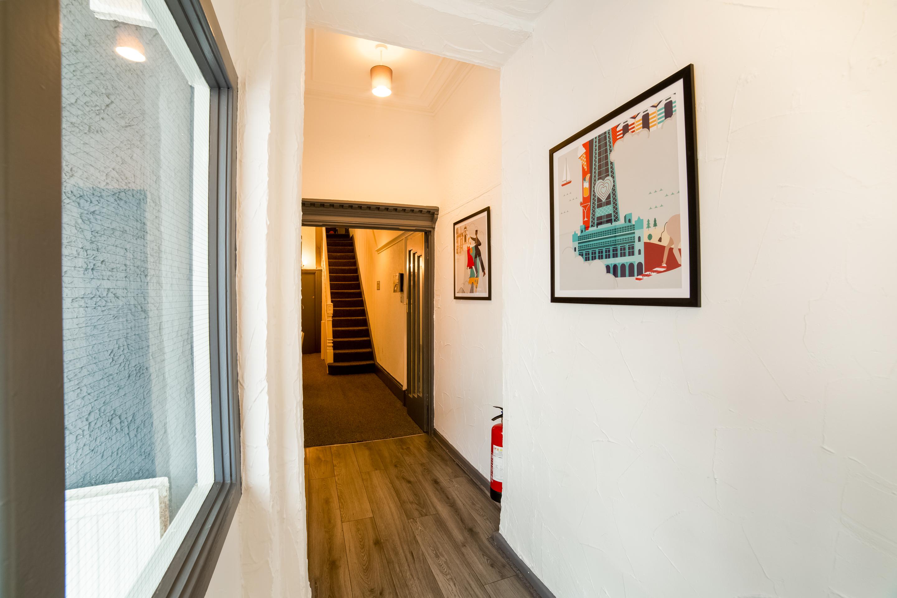 Bank Street Hotel Blackpool Bagian luar foto