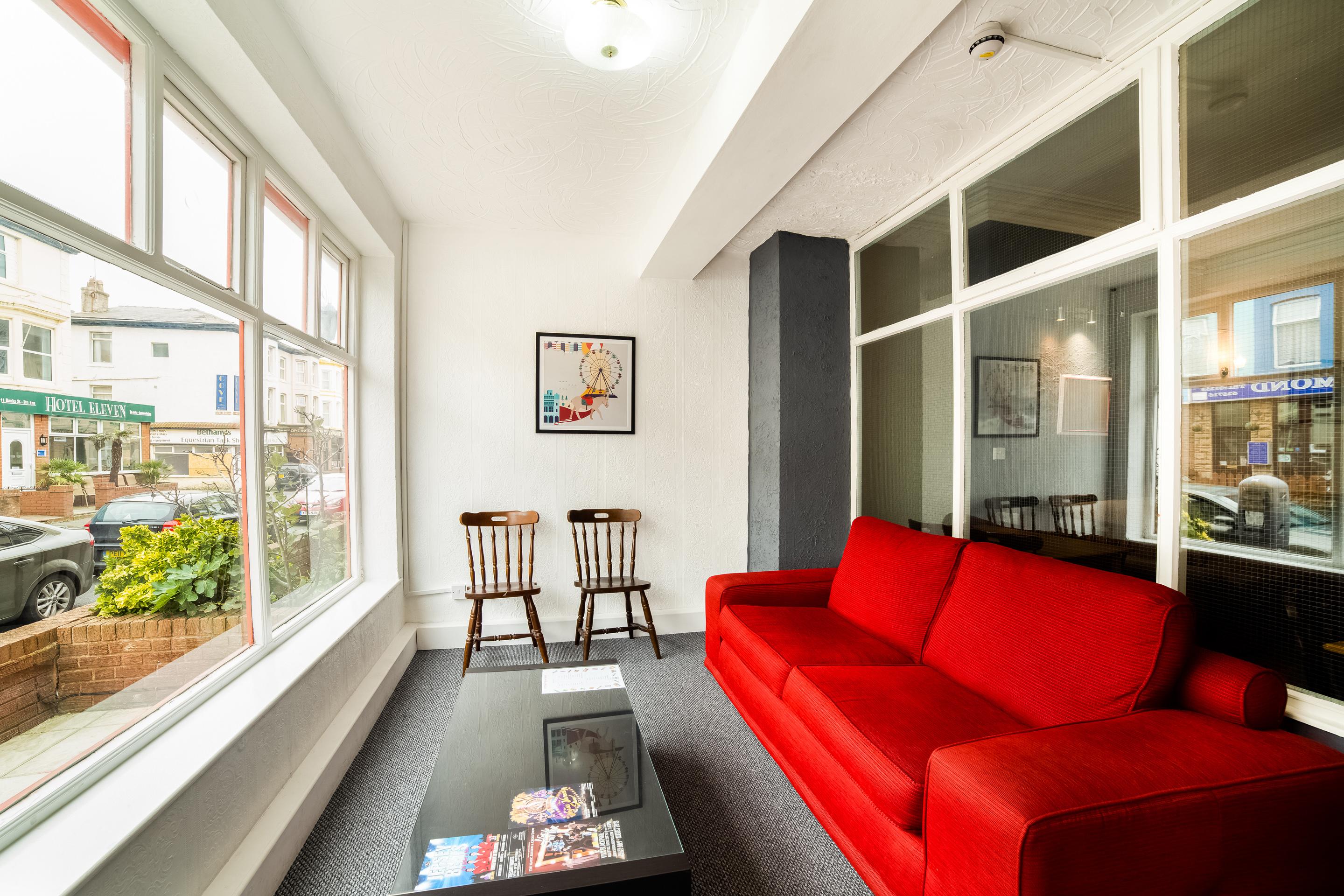 Bank Street Hotel Blackpool Bagian luar foto
