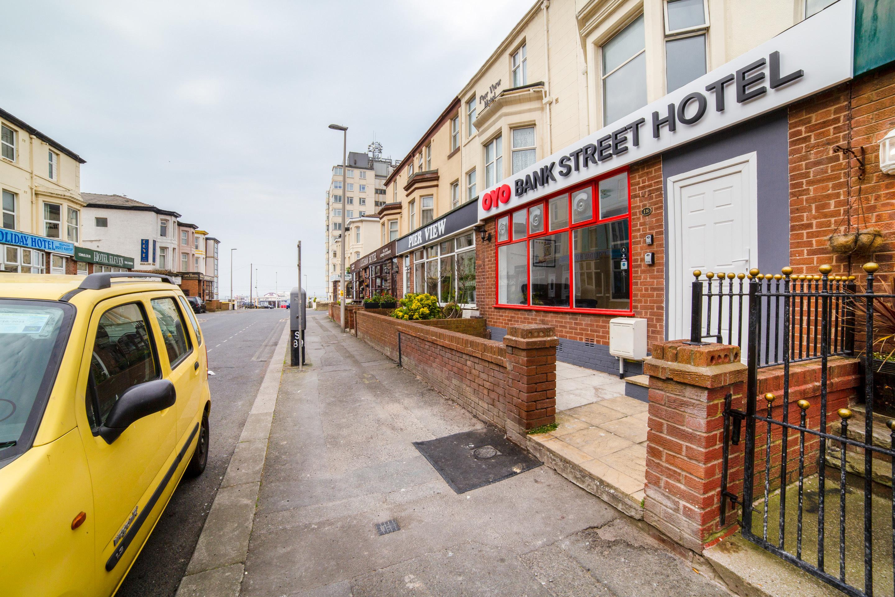Bank Street Hotel Blackpool Bagian luar foto